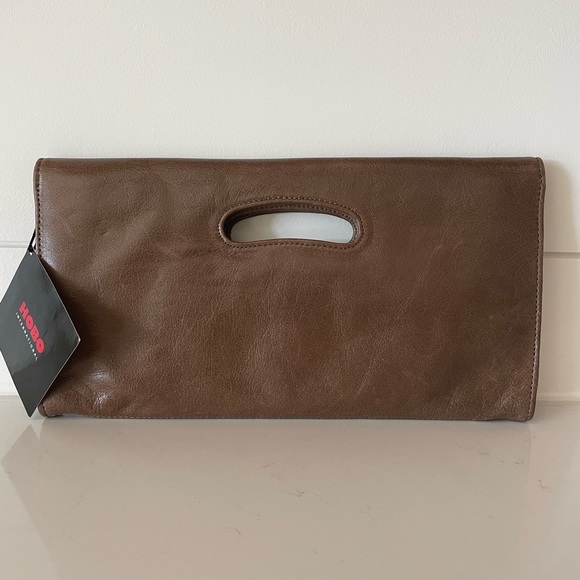 HOBO International large brown leather clutch. - Picture 2 of 8